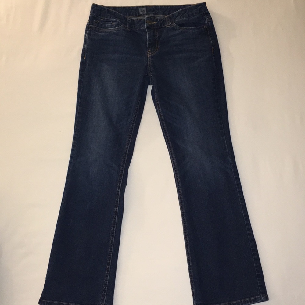 Mossimo curvy fit boot cut blue jeans size 8